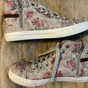 High top Sneakers by Blowfish